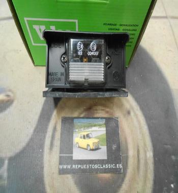 Pi339 Pi4+PV1N2 PILOTO LUZ MATRICULA NISSAN TRADE VALEO 061212