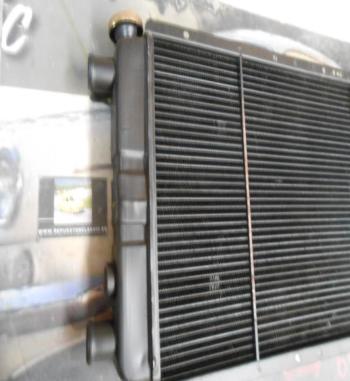 RAM02P1 RADIADOR MOTOR RENAULT 18 COBRE REF. VALEO 730021 OEM: ARO : 006600000 RENAULT : 7701349436