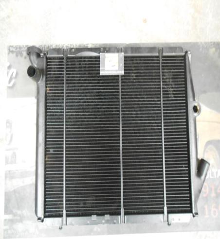RAM14P1 PR RADIADOR MOTOR RENAULT 9/11 TD/GTD COBRE/PLASTICO REF. VALEO 961721 OEM 7702147889