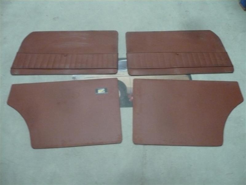 ALF38 JUEGO TAPIZADOS PUERTAS SEAT 1400 C, 1500 ORIGINAL SEAT