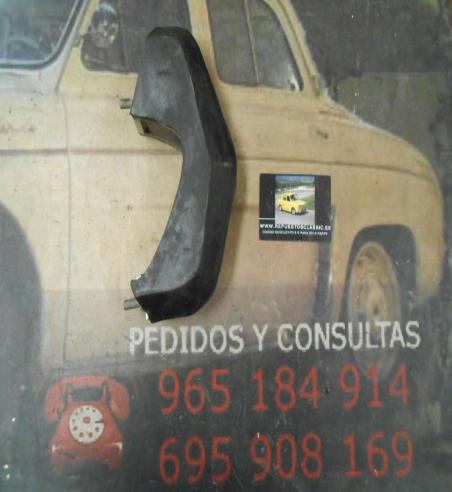 MAS15 MASCOTA DE GOMA SEAT 132