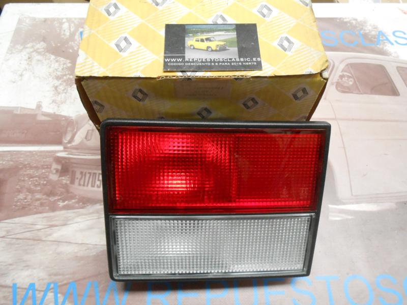 OR23 PILOTO PORTON TRASERO DERECHO RENAULT 21 NEVADA ORIGINAL RENAULT REF. 7701032893, SIN PORTABOMBILLA