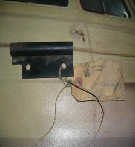 P1500 AA04013700 BISAGRA INFERIOR DINAMO SEAT 1400