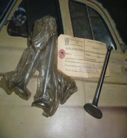 JUEGO VÁLVULAS ADMISION	SEAT 1400