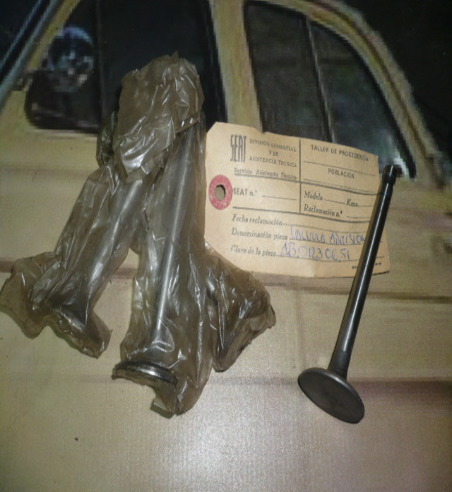 JUEGO VÁLVULAS ADMISION	SEAT 1400