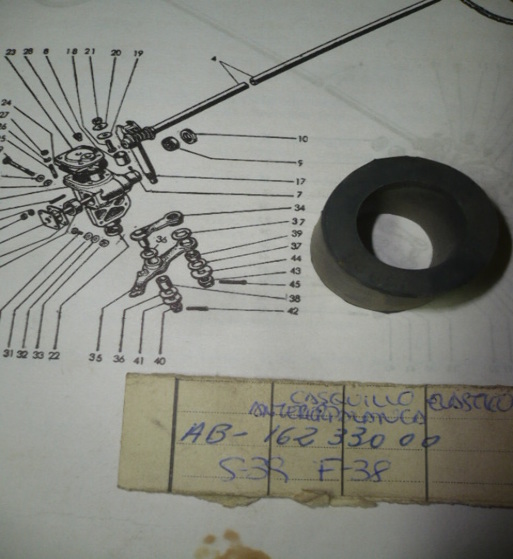 COF14 AB 16233000 CASQUILLO ELASTICO ANTERIOR PALANCA DIRECCION SEAT 1400 (FIG. 38)