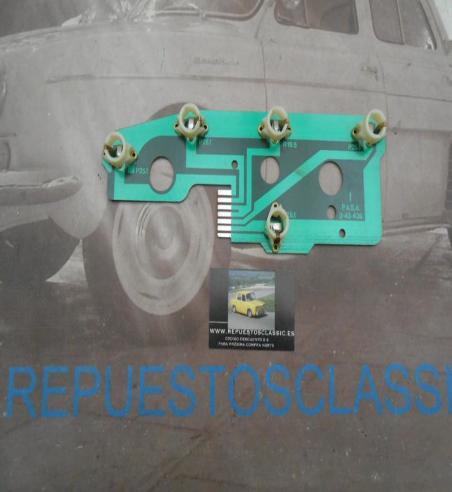 IP31 P2 PORTALAMPARAS PILOTO TRASERO IZQUIERDO PEUGEOT 505 1ª SERIE