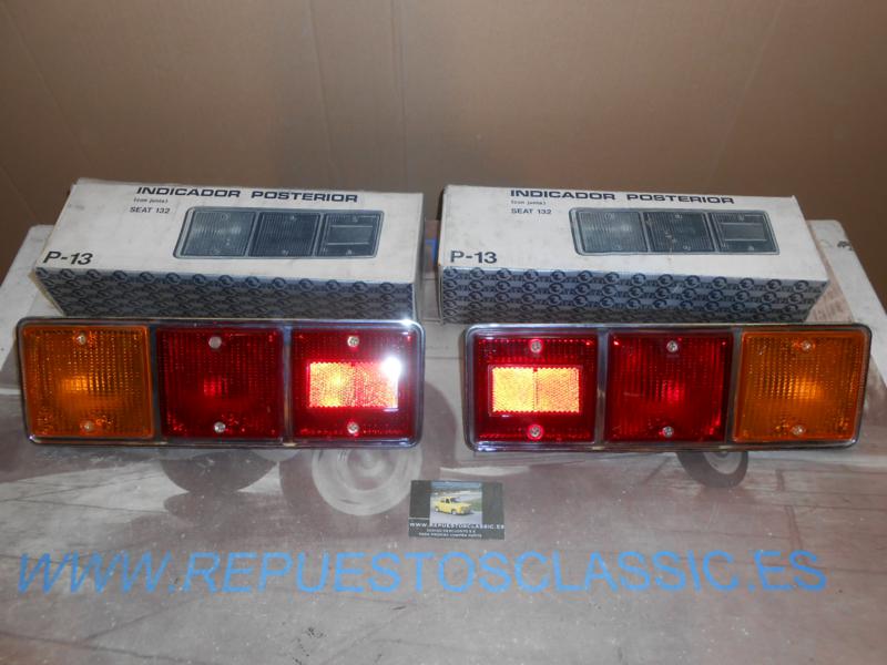 ISE255 JUEGO PILOTOS TRASEROS COMPLETOS SEAT 132 1ª SERIE BASE DE PLASTICO