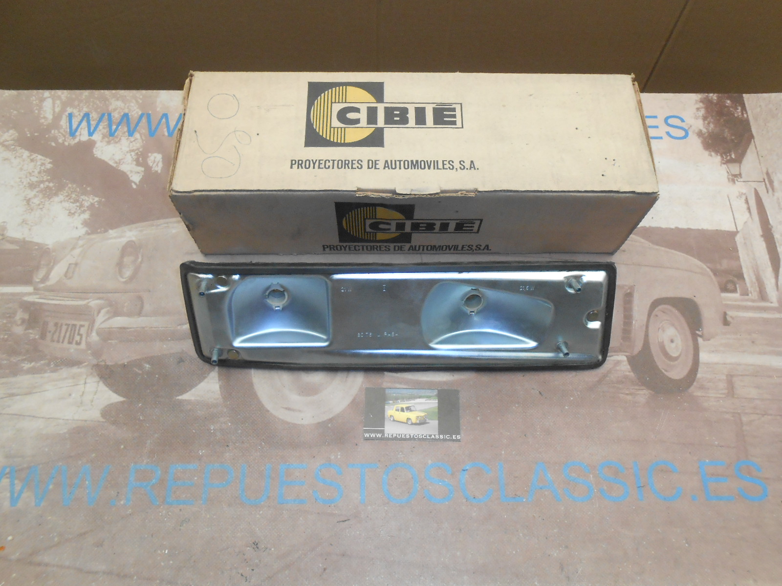 IRE167 BASE PORTALAMPARAS PILOTO TRASERO IZQUIERDO RENAULT 8 2ª SERIE , CIBIE