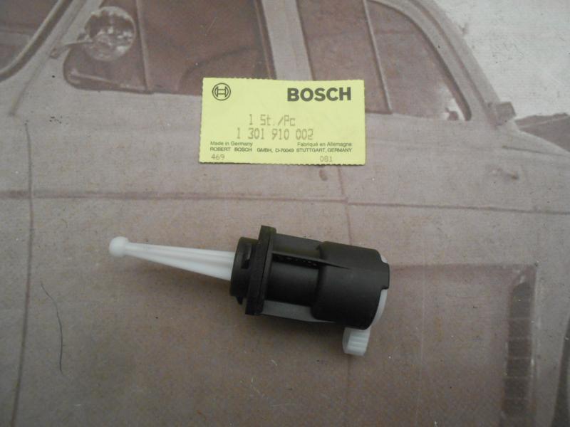 ISE672 REGULADOR FARO DERECHO SEAT IBIZA MKI BOSCH 1301910002