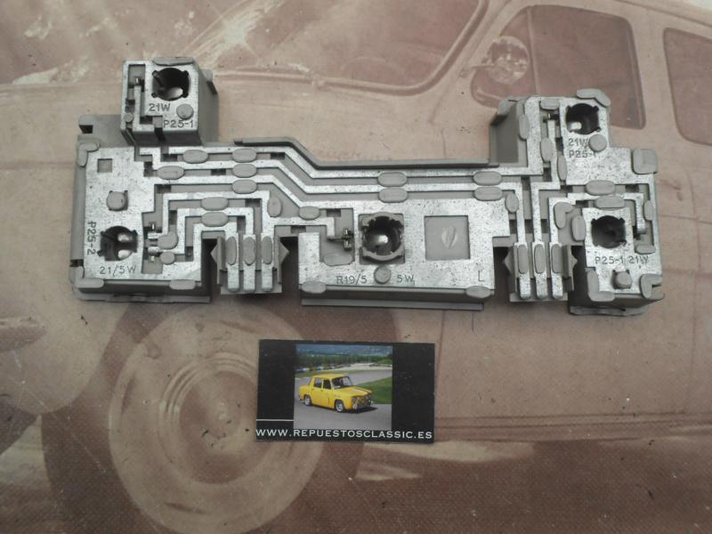 IFO27 PORTALAMPARAS PILOTO TRASERO  IZQUIERDO FORD TAUNUS 79 > 83 79BG13N004