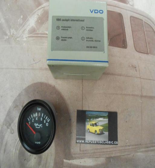 CK320 RELOJ UNIVERSAL REDONDO INDICADOR PRESION ACEITE VDO 350030004 , 10 BAR , 12v , 52mm