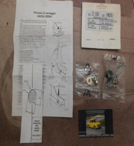 RAD20 KIT BASE SOPORTE ANTENA TELESCOPICA MERCEDES-BENZ W202 C