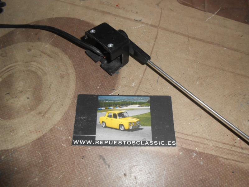 RAD30 ANTENA RADIO PARA VIERTEAGUAS BASE NEGRO VARILLA CROMO 80cm