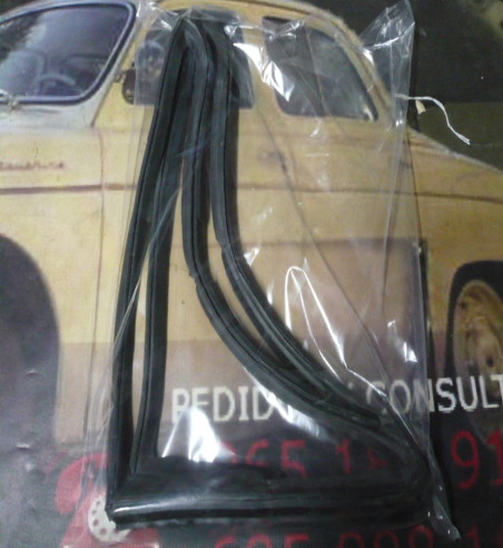 GOMA CRISTAL FIJO TRASERO SIMCA 1200