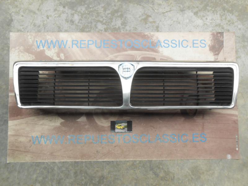 RJ182 P4 REJILLA DELANTERA LANCIA PRISMA 82->