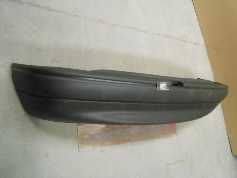 J24-10 PARAGOLPES TRASERO OPEL ASTRA F ->95 3/5P REF. 25043038