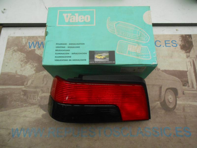 IP92 P3 PILOTO TRASERO IZQUIERDO PEUGEOT 405 92-> REF. VALEO 085030 CON PORTALAMPARAS