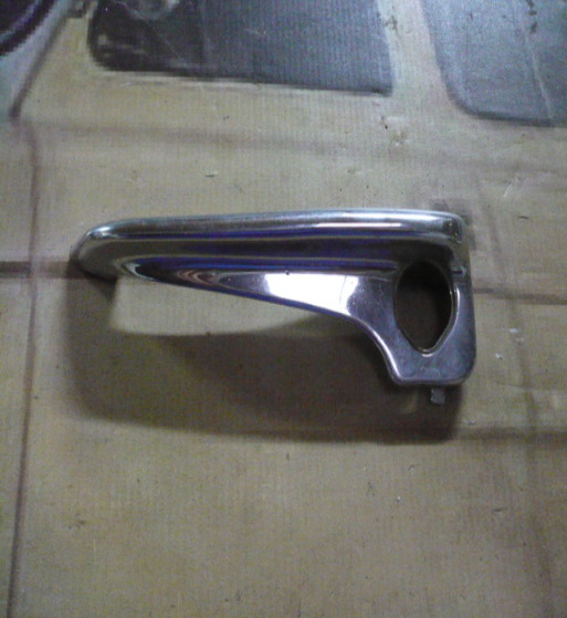 MOS13 MANETA RENAULT 8, 10 IZQUIERDA.
