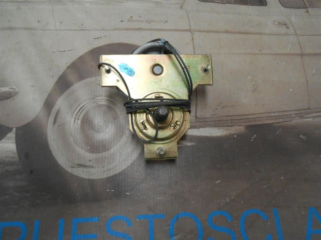 EL57 ELEVALUNAS DELANTERO SEAT 127 MODELOS 4 PUERTAS