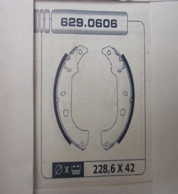 KT09-6087973 KIT FRENO TAMBOR TRASERO FIAT TIPO, MAREA, TEMPRA, ALFA ROMEO 145, 146 (228,6x42mm)