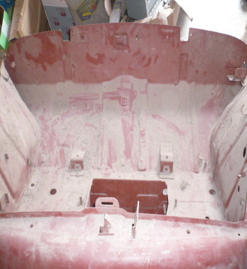 CONJUNTO ARMAZÓN DELANTERO SEAT 600 ORIGINAL SEAT REF. BE505000