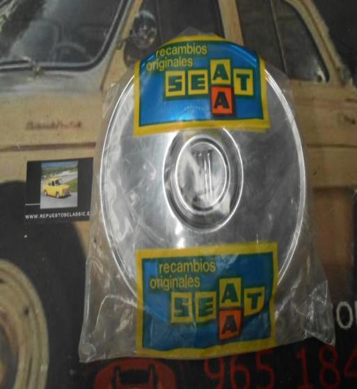 TAP02 JUEGO TAPACUBOS SEAT 1430, 124 ORIGINALES SEAT