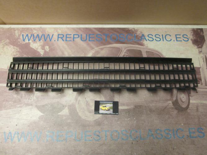 RJ206 P4 REJILLA CENTRAL PARAGOLPES DELANTERO RENAULT MEGANE II 02->, JUMASA 22144091 - 8200258000