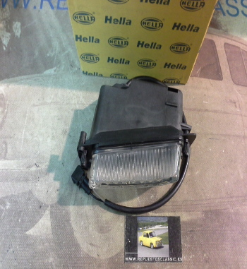 H229P3 FARO ANTINIEBLA IZQUIERDO SEAT IBIZA II 91>, HELLA 1NA961557054 (14204)
