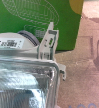 IOP03 FARO IZQUIERDO H4 OPEL ASTRA F 94->98, VALEO 085658 (CON DEFECTO)