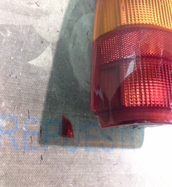 IOP09* PILOTO TRASERO IZQUIERDO OPEL VECTRA A 88->95 5p. VALEO 084583 (CON GOLPE PARTE INFERIOR)