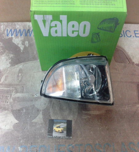 IFi28 FARO ANTINIEBLA CON INTERMITENTE Y LUZ POSICION DERECHO FIAT COUPE 93->, VALEO 085521