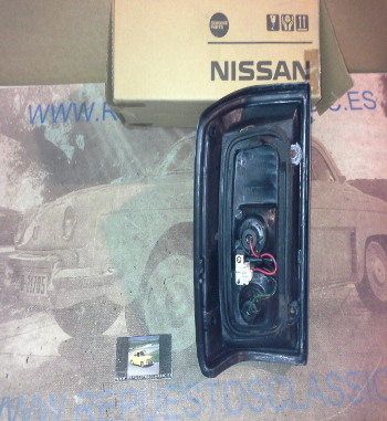 Pi628P2 PILOTO TRASERO DERECHO ORIGINAL NISSAN PATROL GR 88->97 (Y60) REF. 2655020J00