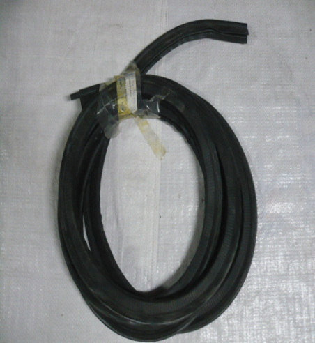 GOMA CONTORNO MALETERO SEAT 127 FURA Y LS ORIGINAL SEAT