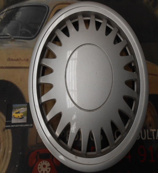 TAP16 JUEGO 4 TAPACUBOS ORIGINALES RENAULT 9, 11, 19, 21 REF. 7700791347