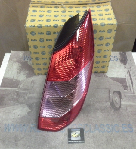 H301P4 PILOTO TRASERO DERECHO RENAULT SCENIC II 03>10, HELLA 2SK008659101
