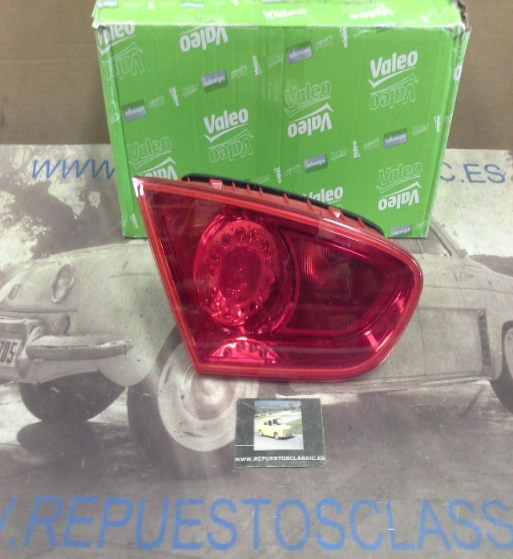 ISE795 P4 PILOTO TRASERO INTERIOR IZQUIERDO SEAT LEON II HATCHBACK (1P1)  VALEO 044077