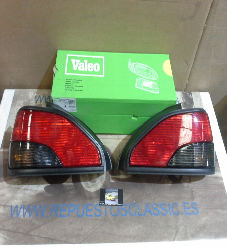 IP137P4 JUEGO PILOTOS TRASEROS PEUGEOT 306 4P. 94->97, VALEO 085633-085634 (SIN PORTALAMPARAS)