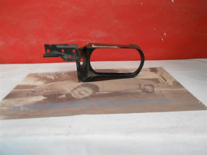 ALOJAMIENTO FARO IZQUIERDO RENAULT 12