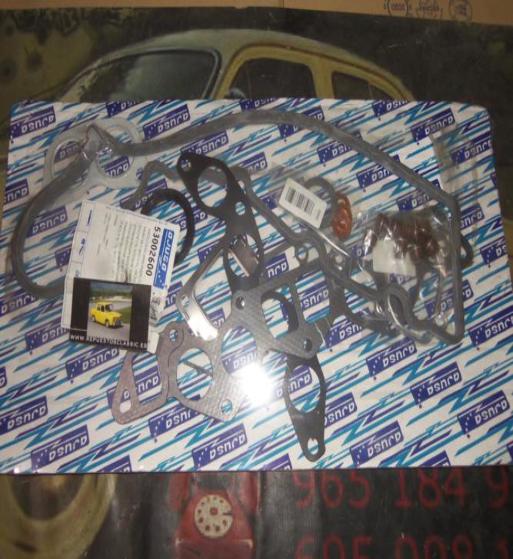 JM303 53002600 AJUSA JUEGO DESCARBONIZACION SIN JUNTA DE CULATA NISSAN