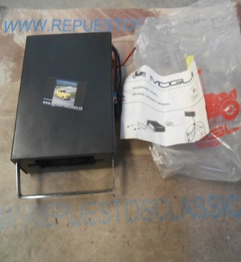 ER-1 MUEBLE RADIO ESTRAIBLE UNIVERSAL