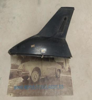 J31-10 ALETA TRASERA SUPERIOR DERECHA SIMCA 1200