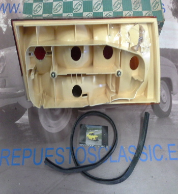 IP149P4 PILOTO TRASERO IZQUIERDO PEUGEOT 505 1ª SERIE SIN PORTALAMPARAS (CON DESPERFECTO PPR ALMACENAJE EN LA PARTE TRASERA)