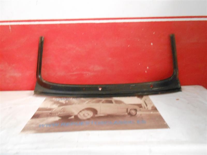 SANEADO PARABRISAS CON PILARES SEAT 127