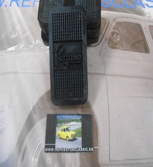 RR79 GOMA PEDAL CAMION PEGASO EMBRAGUE O FRENO 122x70 mm