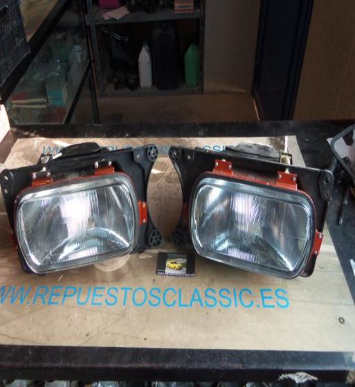 ISE08* JUEGO FAROS COMPLETO PASA SEAT 131 1ª SERIE FOCO EUROPEO E9 CON SOPORTES