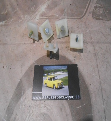 GR127 KIT GRAPAS REJILLA ALUMINIO RENAULT 4 2ª SERIE