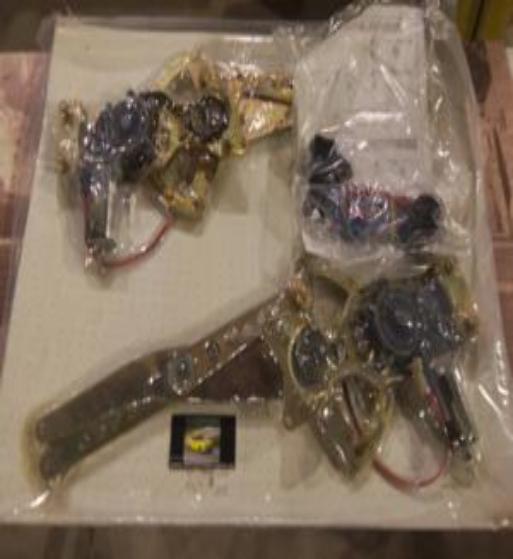 OV33 P5 JUEGO ELEVALUNAS ELECTRICOS OPEL VAUXHALL OMEGA 2/94>PUERTAS DELANTERAS INCLUYE KIT DE INSTALACION COMPLETO