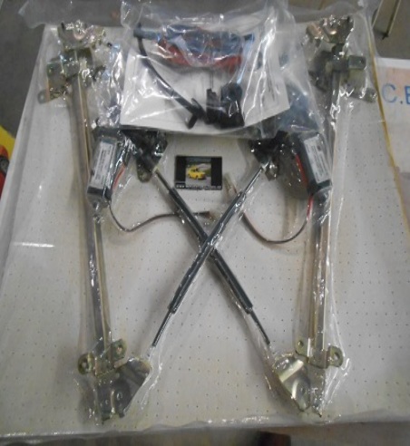 NS34 P6 JUEGO ELEVALUNAS ELECTRICOS NISSAN ALMERA (95-00) 3 PUERTAS INCLUYE KIT DE INSTALACION COMPLETO