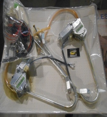 PT12 P6 JUEGO ELEVALUNAS ELECTRICOS TRASEROS PEUGEOT 405 INCLUYE KIT DE INSTALACION COMPLETO